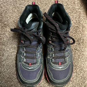 Hoka One One Tor Tech mid boots/ waterproof